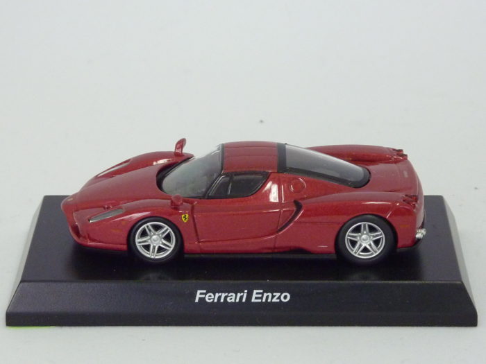 Enzo Ferrari 2002【1/64】 CircleKSunkus