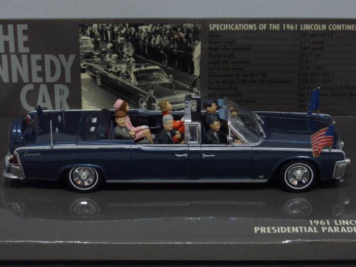Lincorn Continental Presidential Parade Vehicle "X-100" 1/43