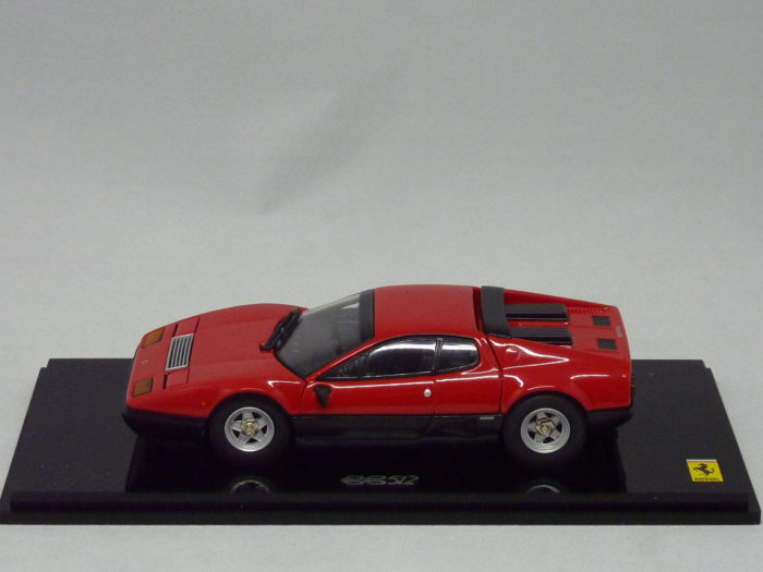 Ferrari 512 BB (Berlinetta Boxer) 1976 1/18