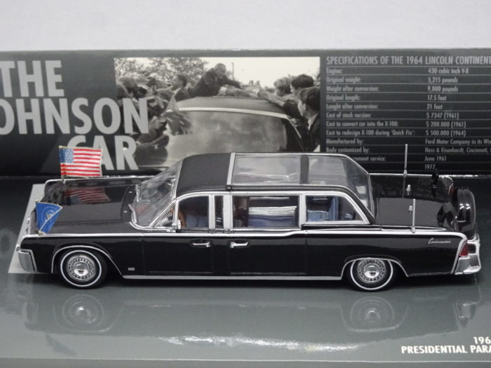 Lincorn Continental Presidential Parade Vehicle “Quick FIX” 1964 1/43