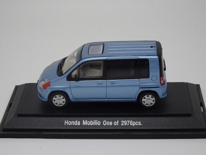 Honda Mobilio 2001 1/43